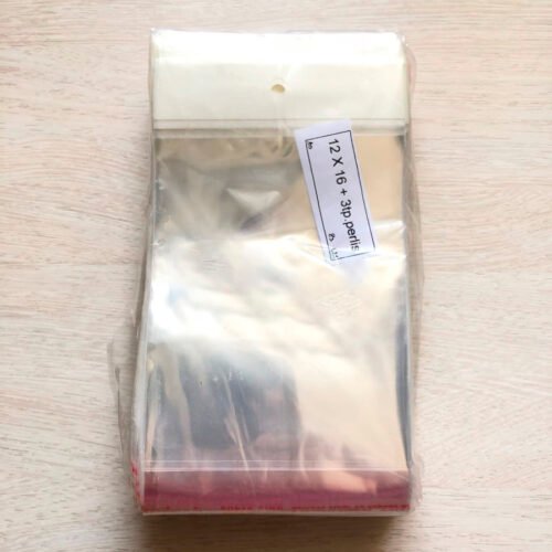 Plastik Perlize Lubang /Gantungan